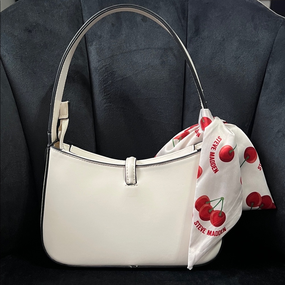 ๐ Steve Madden Broselyn Shoulder bag, Vanilla cream color - Picture 5 of 10